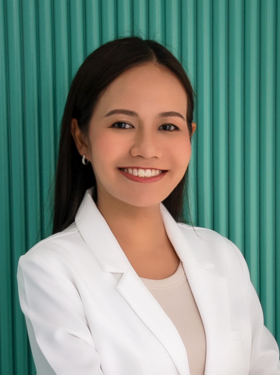 Dr. Wanasanan Phetkua, M.D. — Founder & Medical Director · General Practitioner
