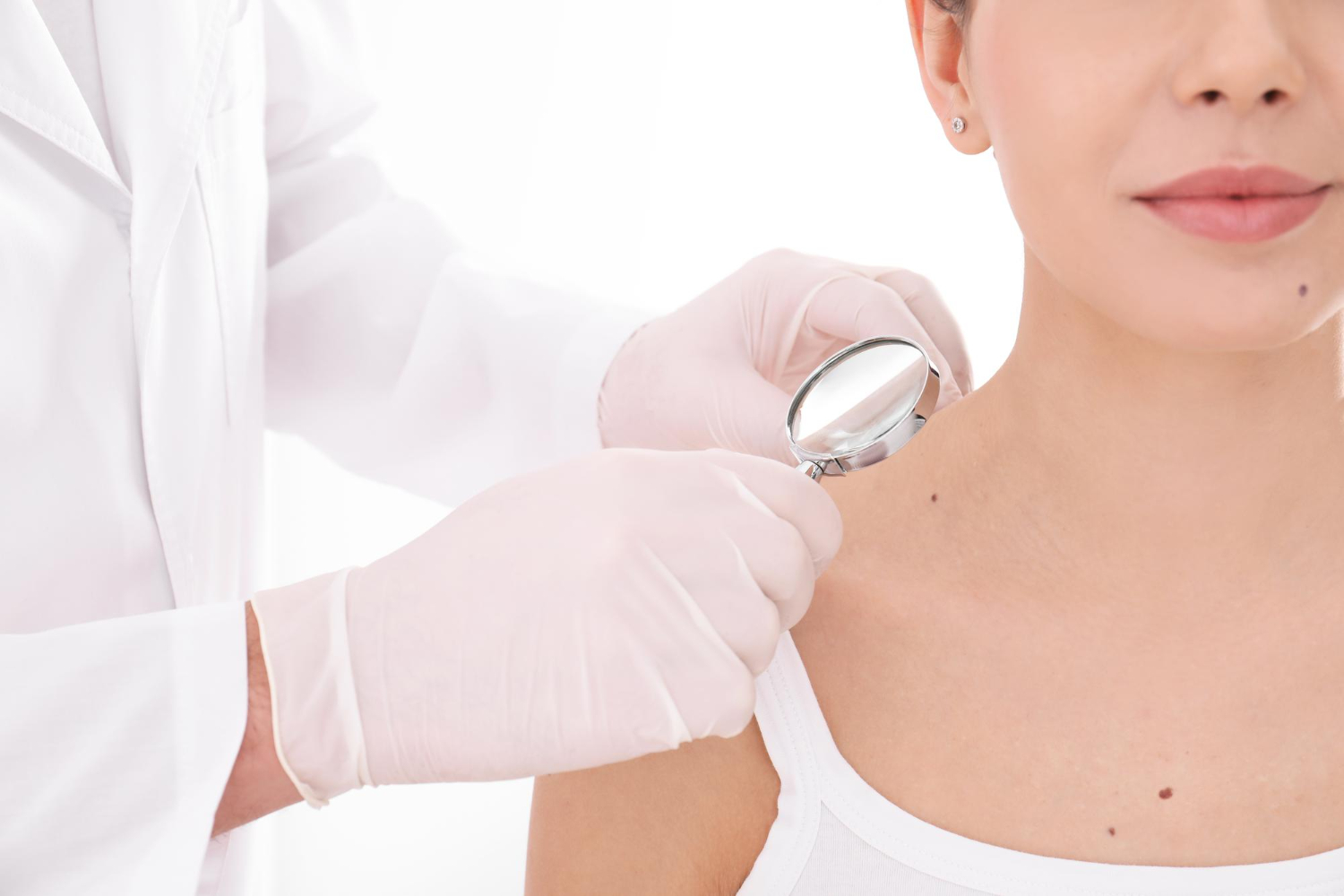 Кабинет дерматологии и процедур для кожи в кожном центре Samui Home Clinic